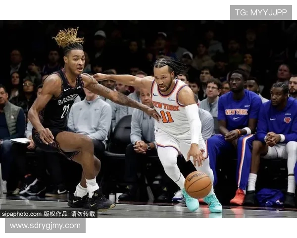 杰伦布伦森率领尼克斯逆袭崛起展现领袖风范引领球队重返巅峰之路