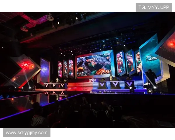 《电竞新时代：探索游戏竞技的未来发展与职业化进程》